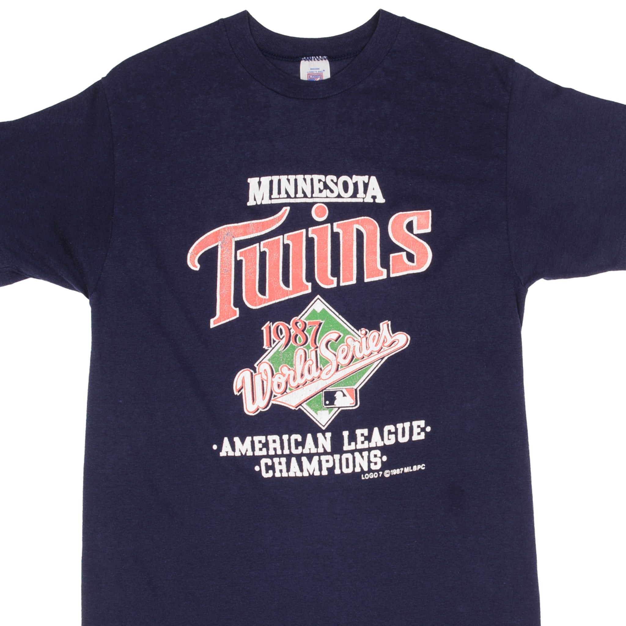 VINTAGE MLB MINNESOTA TWINS WORLD CHAMPIONS 1987 TEE SHIRT SZE SMALL MADE  IN USA