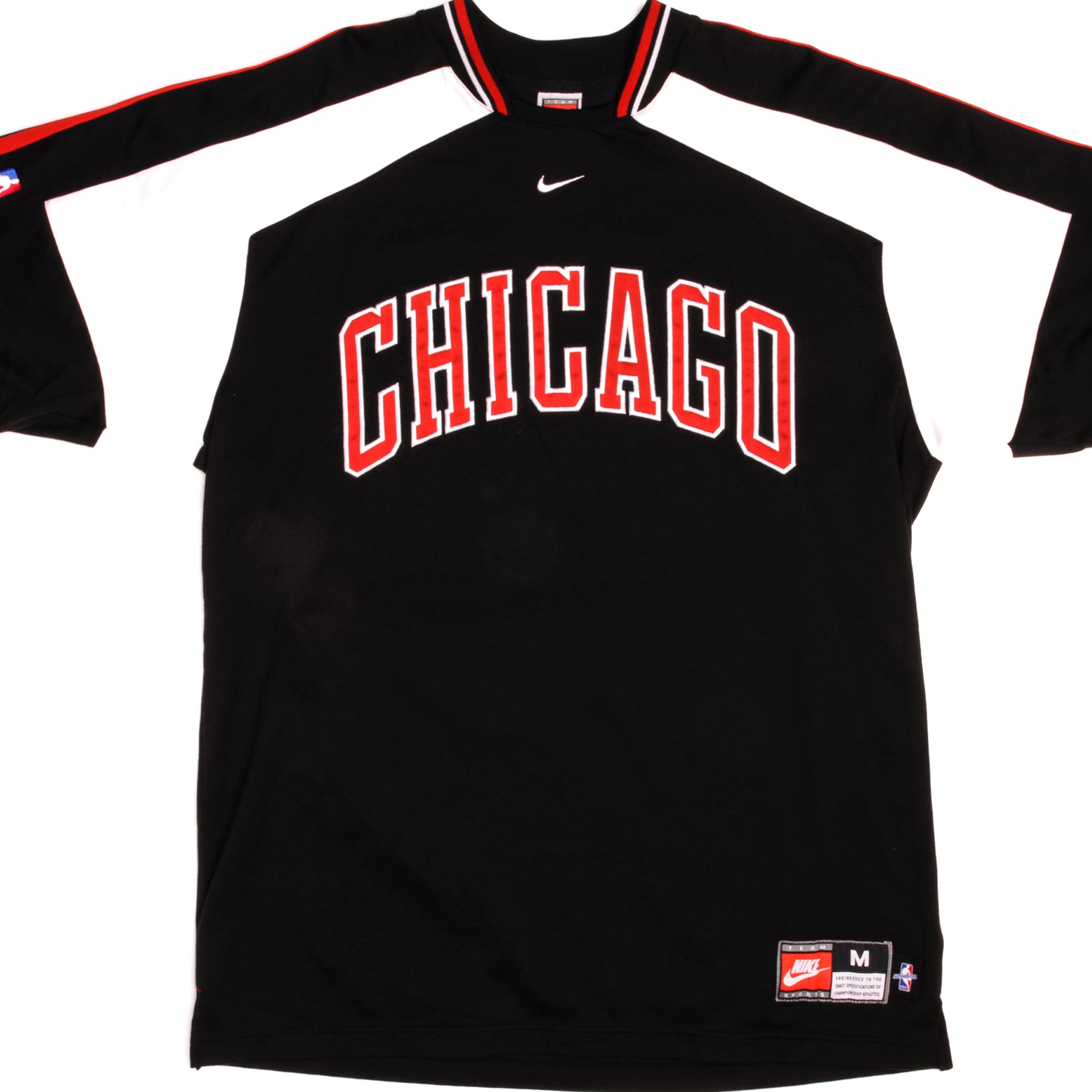 Chicago Bulls Nike Men's NBA T-Shirt in Black, Size: 2XL | DZ0265-010