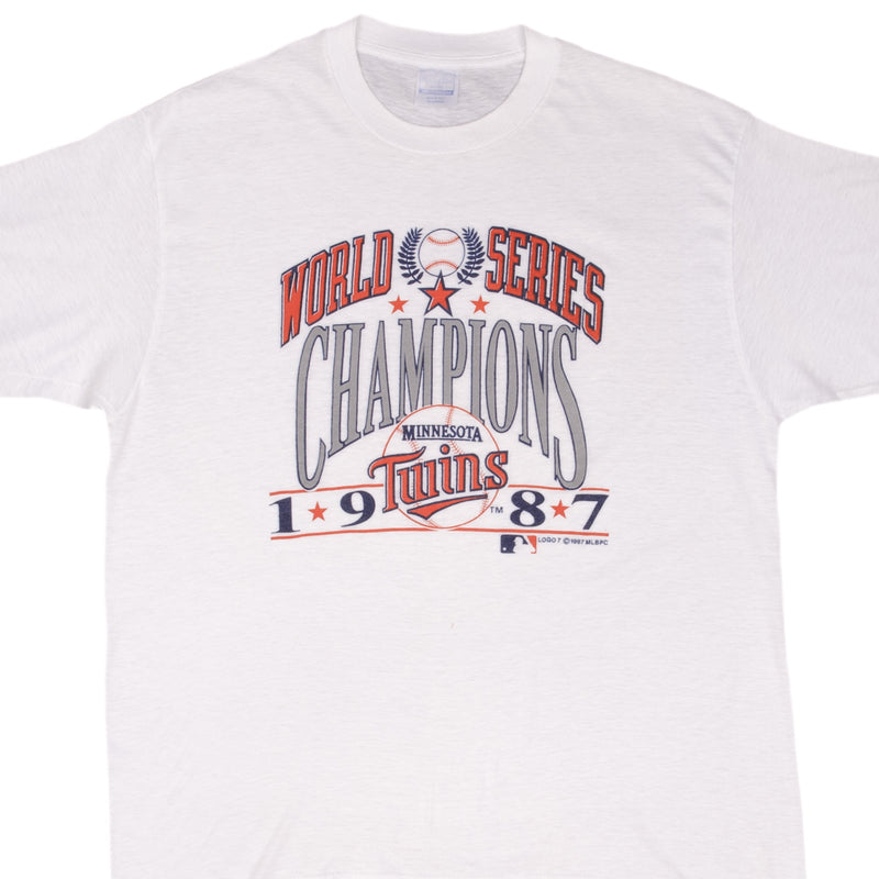 Vintage MLB Minnesota Twins World Champions 1987 Tee Shirt Size Large Made In USA With Single Stitch Sleeves