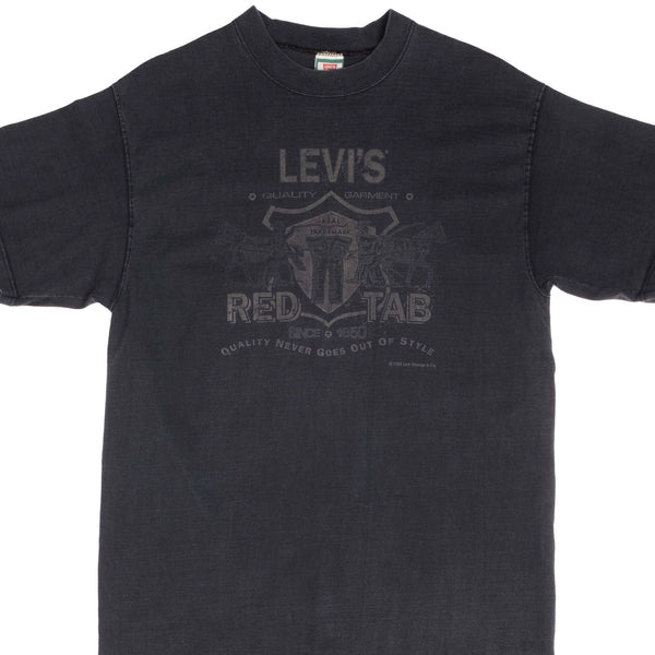 RARE! Vintage Levi’s T-shirt high quality — size M