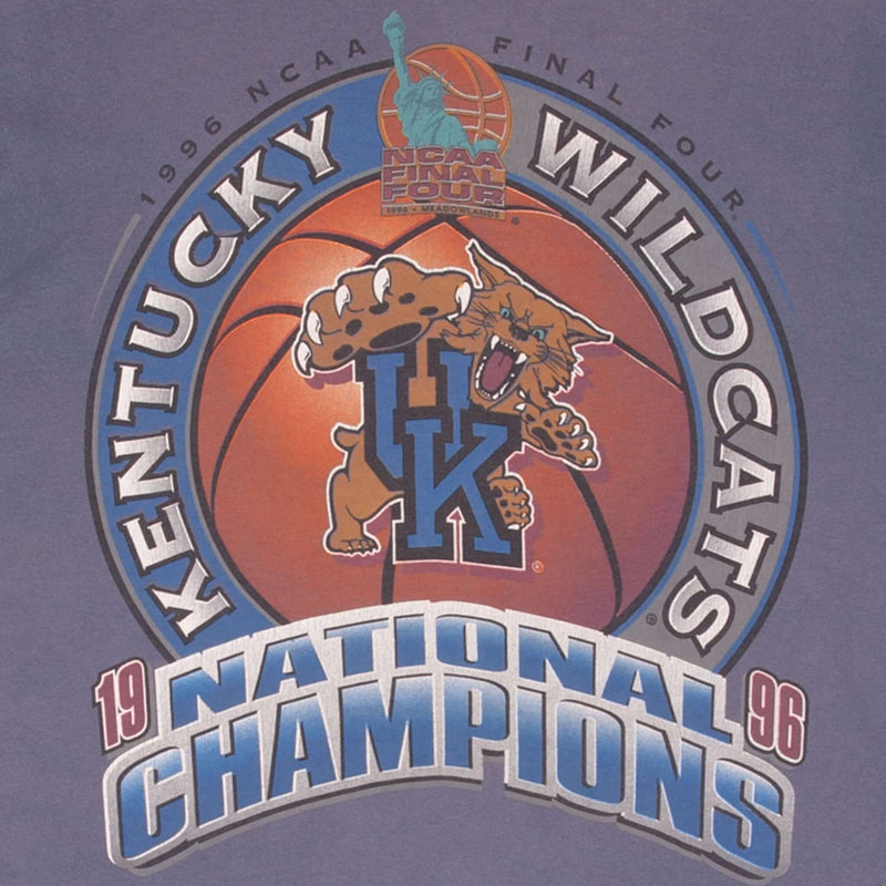 Vintage Ncaa Kentucky Wildcats Basketball Champions 1996 Tee Shirt Large Made In USA With Single Stitch Sleeves