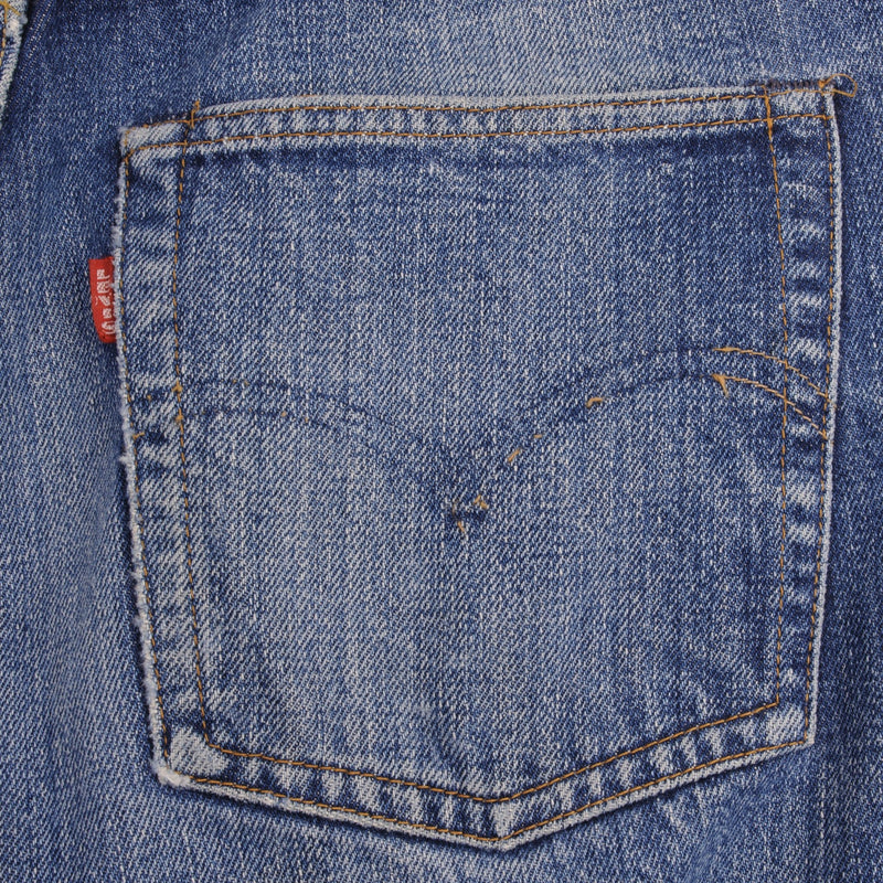 Beautiful Indigo Levis 501 Jeans with Redline and Big E 1970S Made in USA. AMAZING WASH with a medium blue wash, a nice contrast of light and medium blue with light whiskers.  SIZE ON TAG 30X31  ACTUAL Size 29x28  Back Button #6