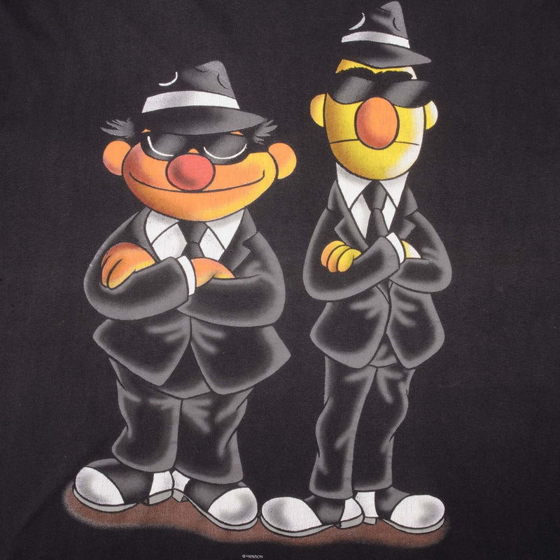 VINTAGE SESAME STREET BERT AND ERNIE SECRET AGENTS 1990S TEE SHIRT SIZE 2XL