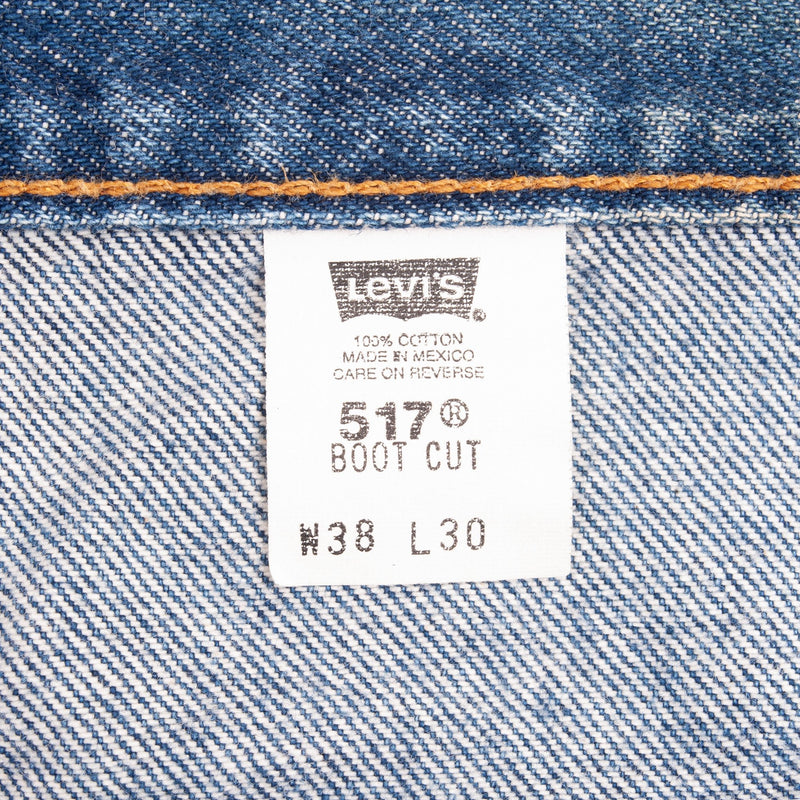 Beautiful Indigo Levis 517 Boot Cut Jeans 1980s with Medium Blue Wash With Beautiful Whiskers.

Size on tag 38X30 (same actual Size)

Back Button #411M

Size on tag 38X30 (same actual Size)

Back Button #411M