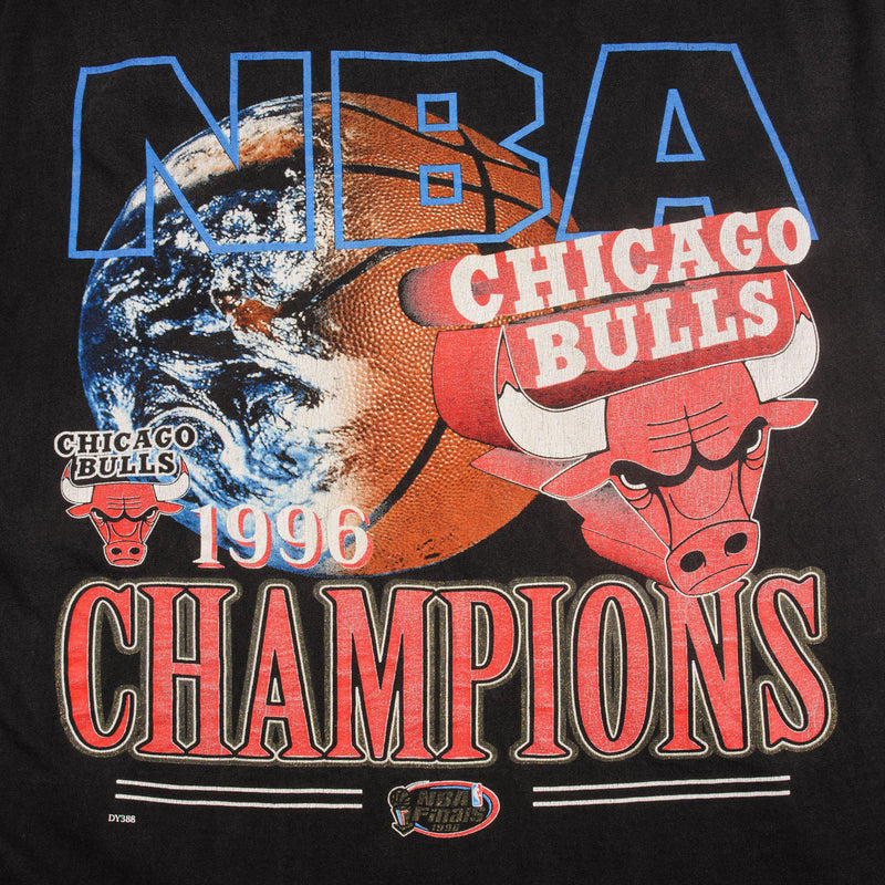 VINTAGE NBA CHICAGO BULLS CHAMPIONS TEE SHIRT 1996 SIZE LARGE