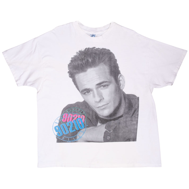 Vintage Tv Show Beverly Hills 90210 White Tee Shirt 1990S Size 2XL Made In USA with Single Stitch Sleeves

Tori Spelling, Luke Perry, Shannen Doherty, Ian Ziering, Jason Priestley, Matthew Perry...