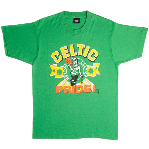 Vintage NBA Boston Celtics Celtic Pride ! Tee Shirt Size Medium Made In USA With Single Stitch Sleeves.