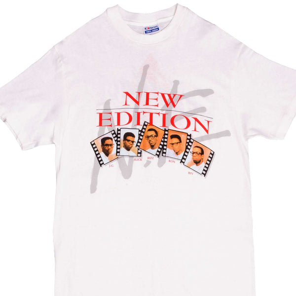 Vintage New Edition Heatwave 1989 With Ronnie DeVoe, Bobby Brown, Ricky Bell, and Michael Bivins Tee Shirt Size Medium Made In USA With Single Stitch Sleeves.