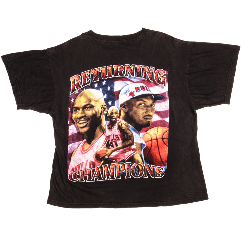 Vintage Chicago Bulls Champions Bay Club Tee Shirt Size Large.