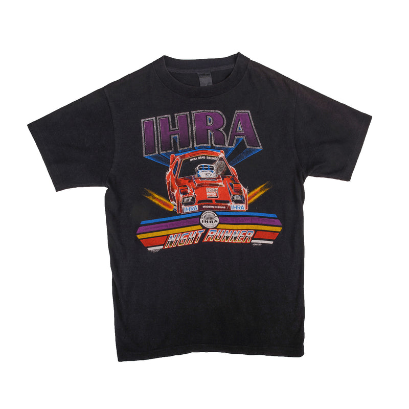 CAMISETA VINTAGE RACING IHRA DRAG RACING NIGHT RUNNERS 1982, MEDIANA, FABRICADA EN EE. UU.