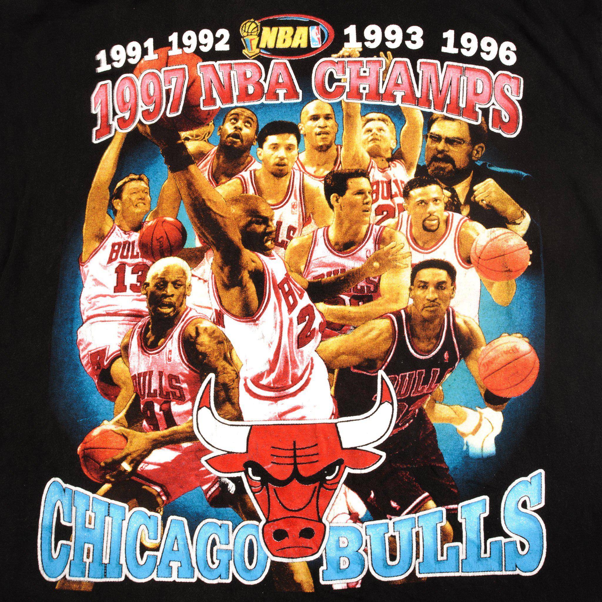 VINTAGE DEASTOCK NBA CHICAGO BULLS 1997 CHAMPIONS TEE SHIRT LARGE