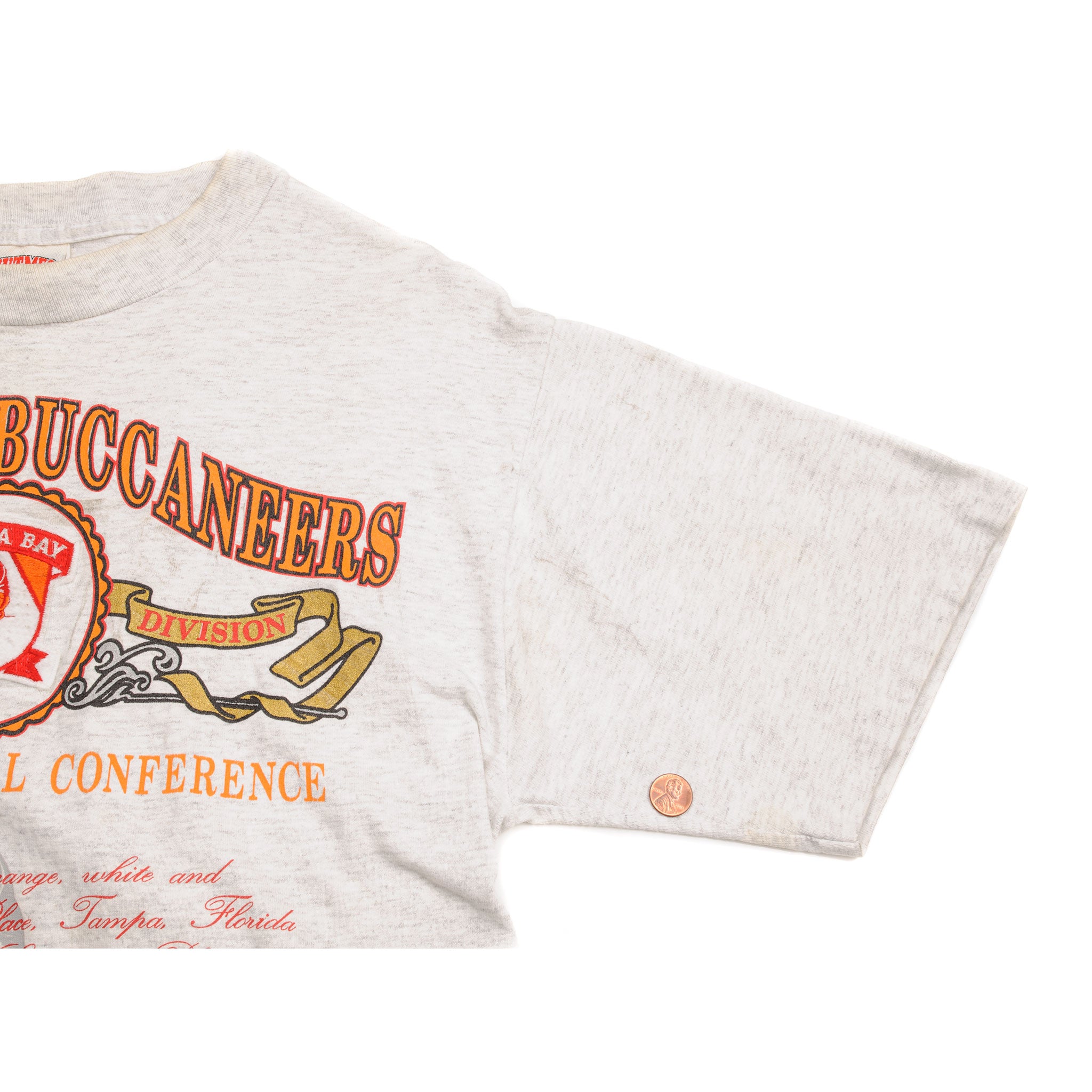 CustomCat Tampa Bay Buccaneers Vintage NFL T-Shirt Red / 2XL