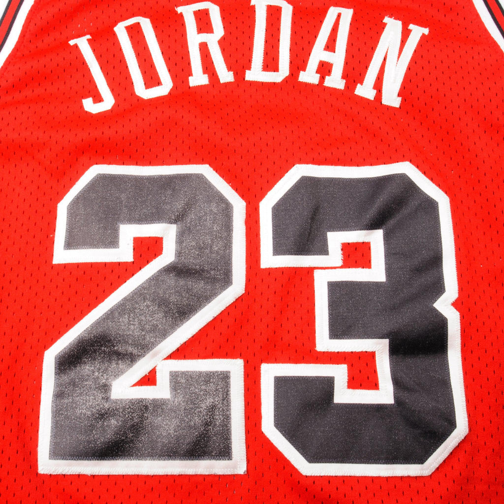 MICHAEL JORDAN JERSEY CHICAGO BULLS 1983-84 MICHHELL & NESS MADE IN USA  SIZE 52