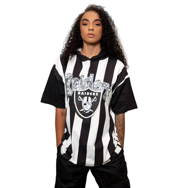 CAMISETA VINTAGE NFL RAIDERS CON CAPUCHA TALLA MEDIANA AÑOS 90